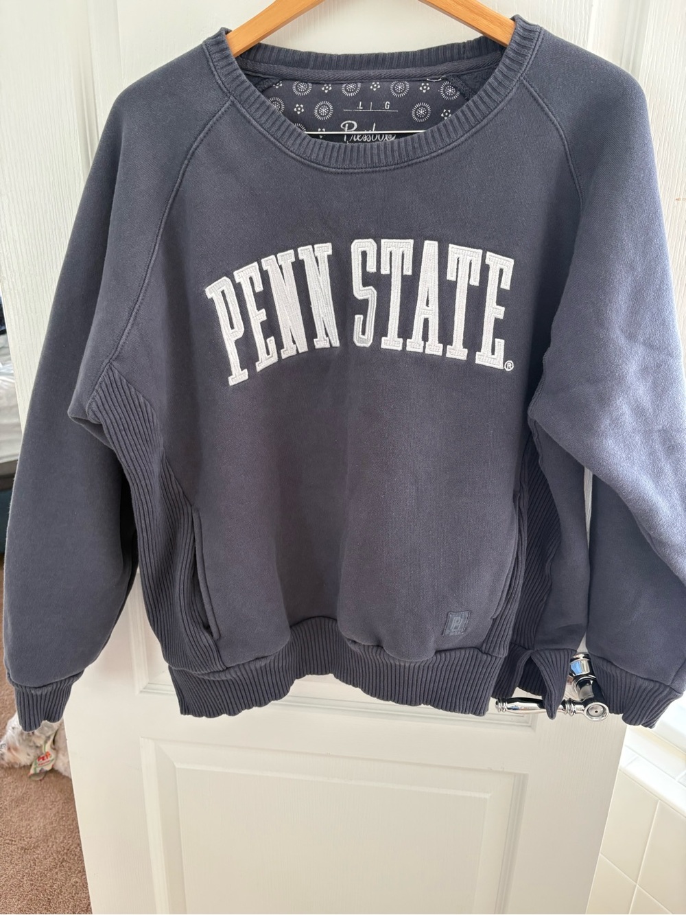 Pressbox Penn State Navy Crew- by royce apparel - Picture 2 of 9